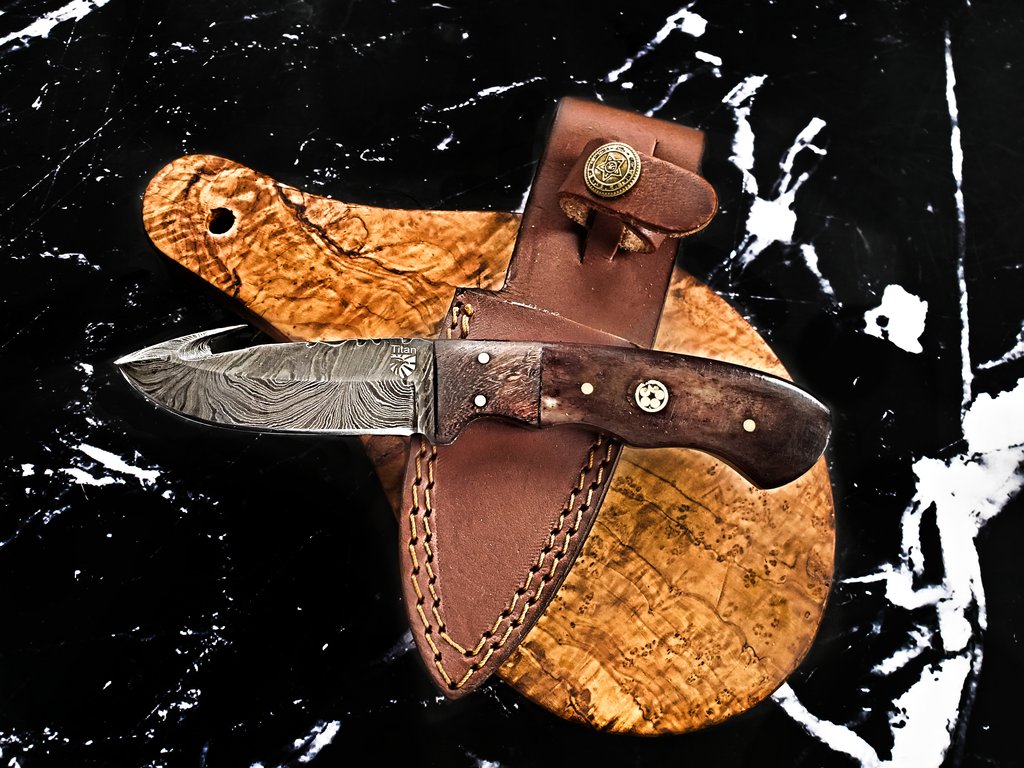 zZZ Damascus Gut Hook Skinning hunting Knife With India