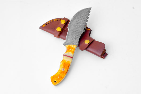 Amber Fang - Damascus steel/ Camping/ Burnt Bone TK-216