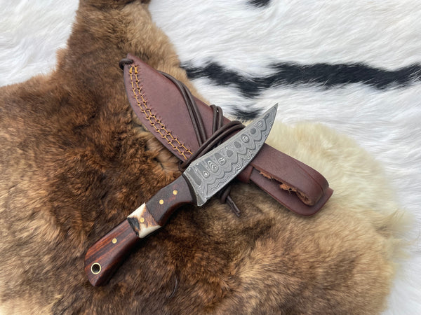 Introducing the Titan TK-060 Damascus Steel Skinner Knife with Rosewood & Stag Grip