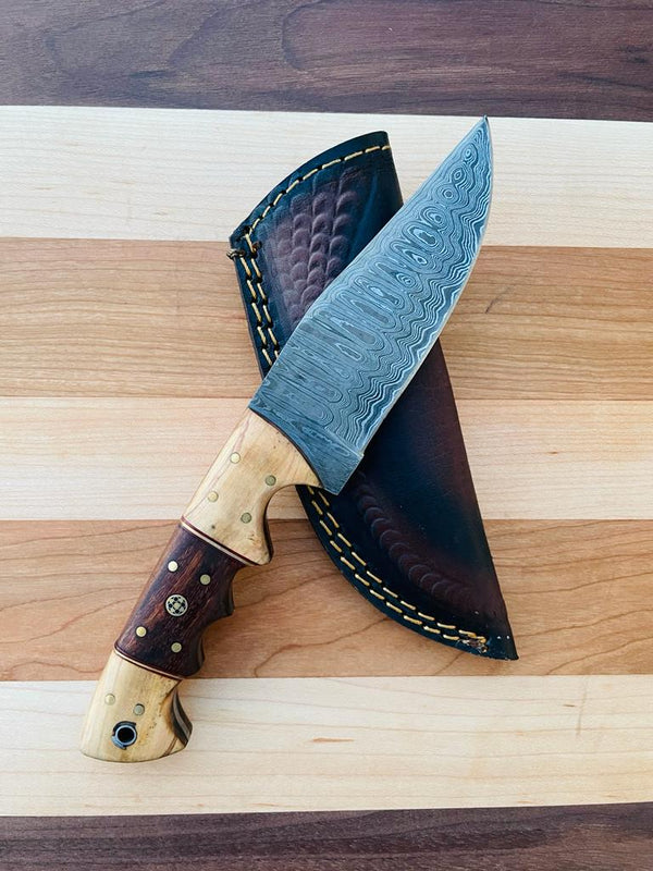 RusticLoom Damascus Utility Knife by Titan TK-082